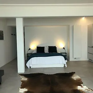 https://seaview-loft.bruges-hotels.info